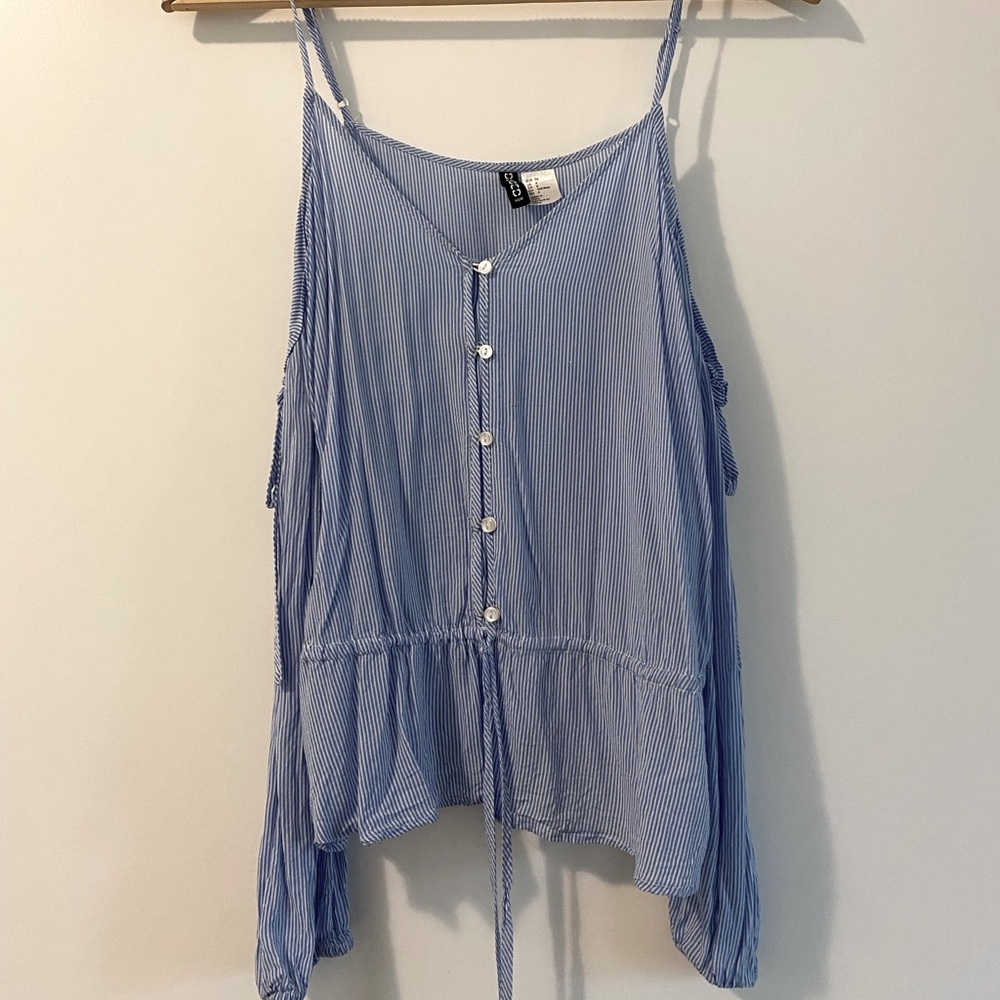H&M cold shoulder blouse